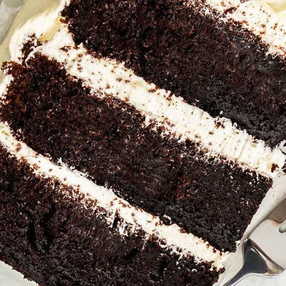 CHOCOLATE VANILLA – Chocolate Sponge + Vanilla Bean Buttercream 🏁